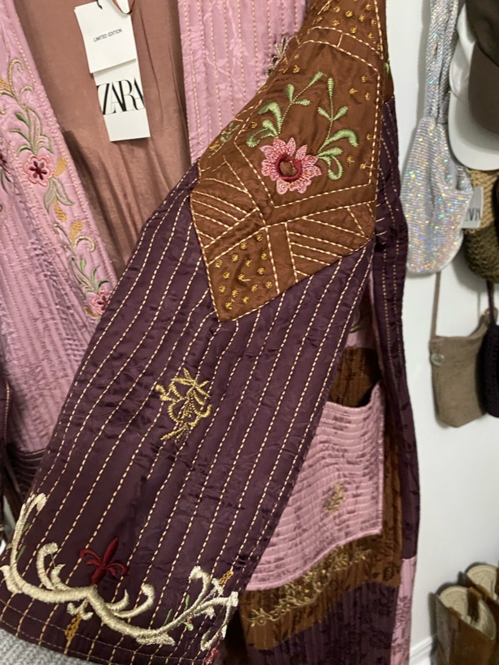 *RARE* Limited Edition ZARA embroidered patchwork kimono - Picture 5 of 8